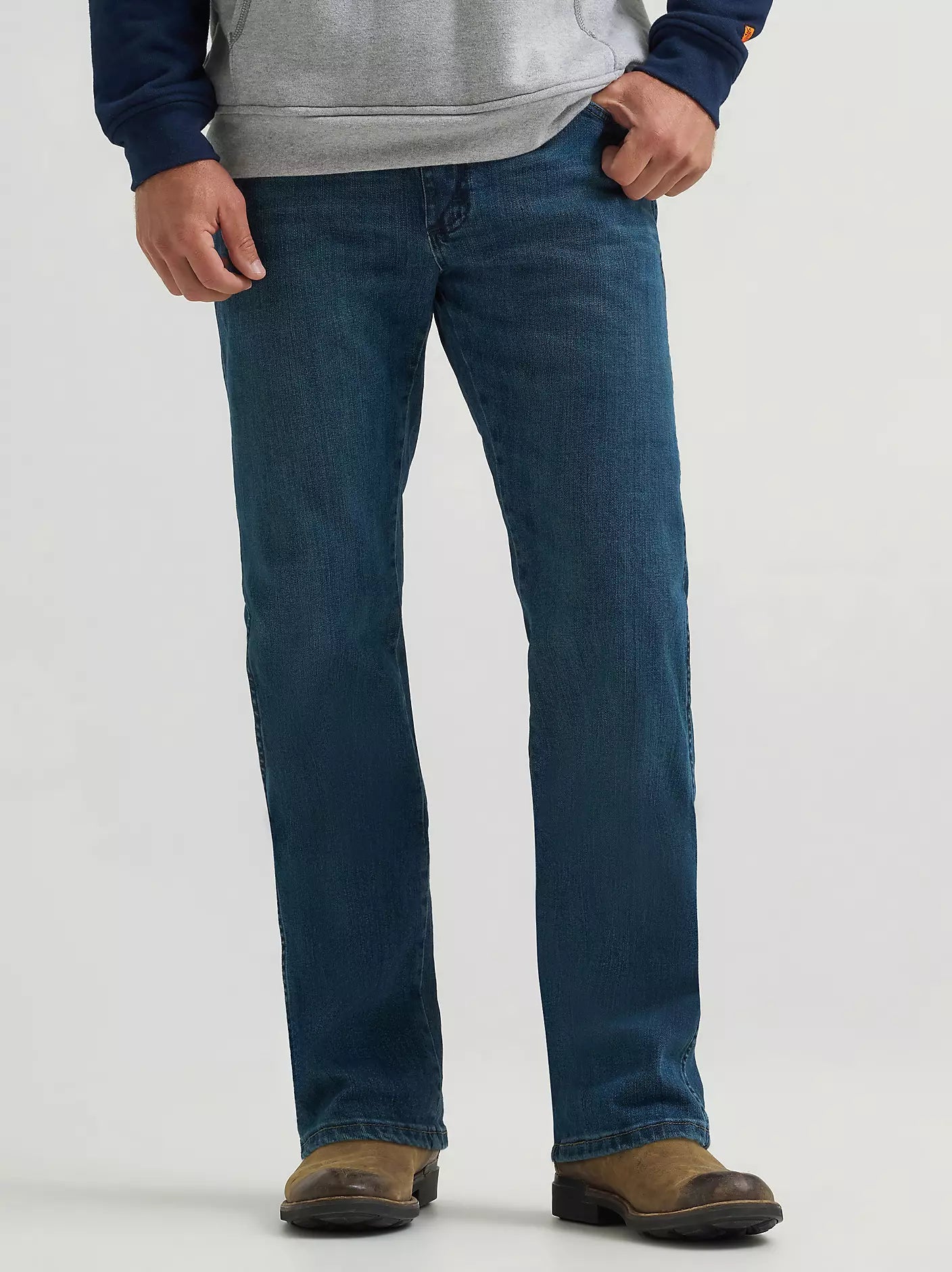 Wrangler FR Regular Fit Advanced Comfort Jean