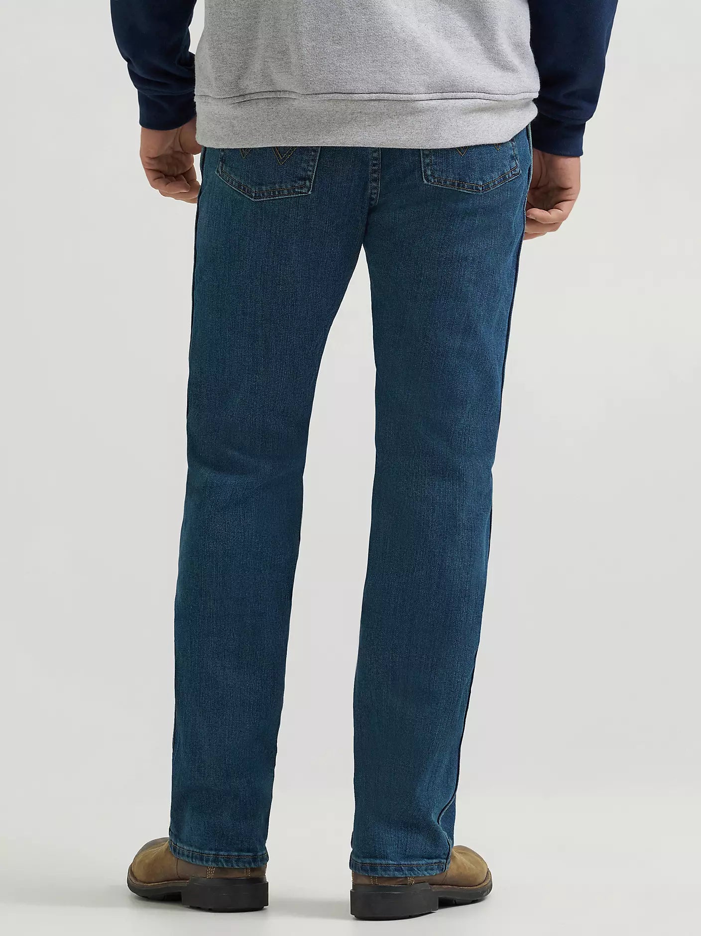 Wrangler FR Regular Fit Advanced Comfort Jean