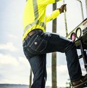 Men's Straight Fit Jean with Stretch