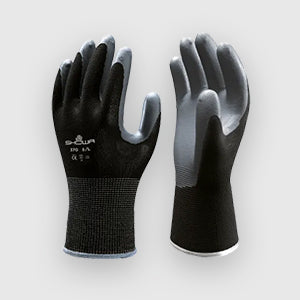 SHOWA gloves for reliable hand protection in demanding work environments.